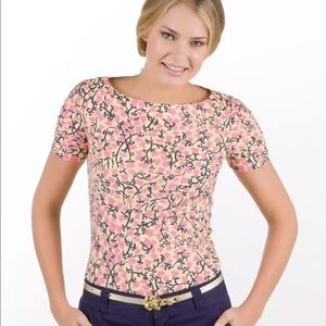 GUC Lilly Pulitzer XS Yellow and Pink T-shirt